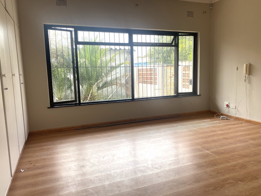 To Let 4 Bedroom Property for Rent in Milnerton Central Western Cape